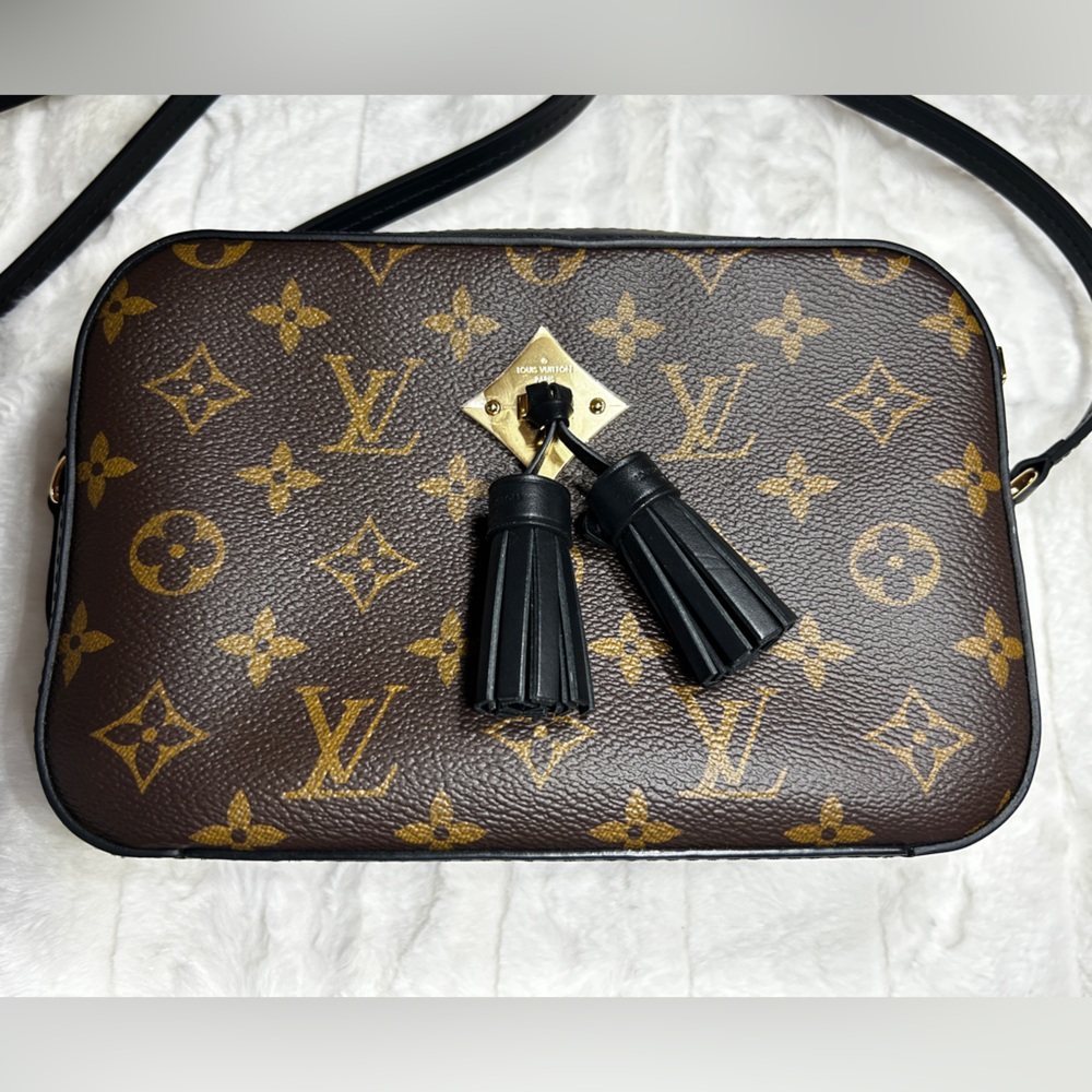 LOUIS VUITTON
Black Monogram Canvas Saintonge - Picture 2 of 16